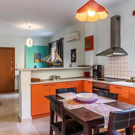 Erika'S Oasis - Stylish Gem Inthe Heart Of History Apartment Kalamata Exterior photo
